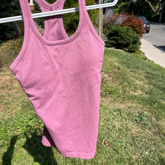 BUNDLE: Lululemon Size 4 Tops - Picture 5 of 16